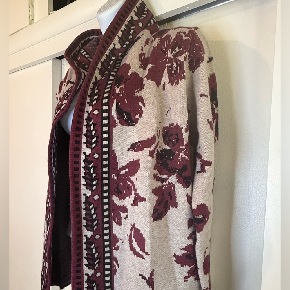 Rachel Zoe Burgundy and Cream Floral Cardigan with Hoodie - Picture 4 of 9
